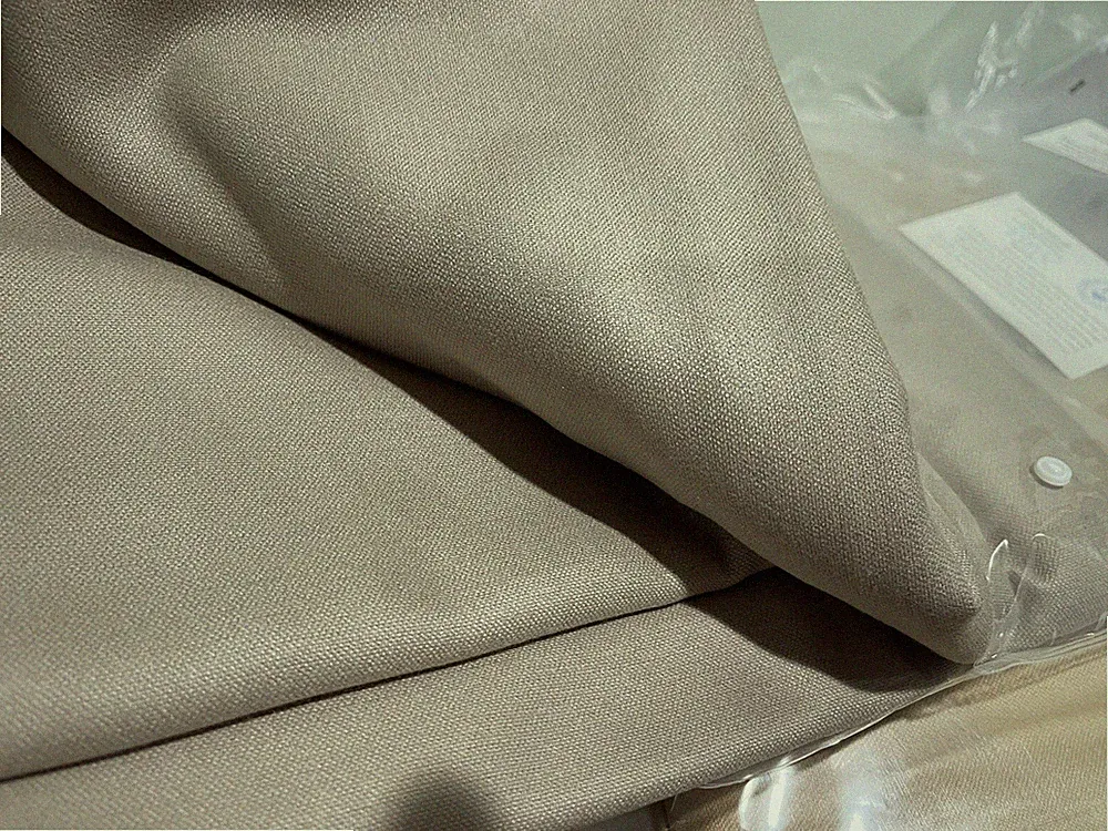 $440 Matouk Switzerland New 1pc Modal Throw 50”x70” Dream Mushroom (4) Sold