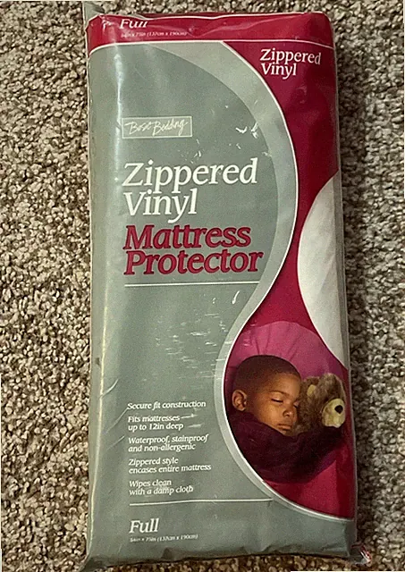 Basics Bedding Mattress Protector Bed Zippered Vinyl Secure Fit Size Full NOS
