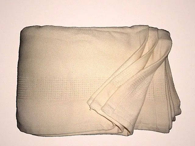 CHRIS MADDEN cream (1) TWIN BED BLANKET 65X90 COTTON/MODAL
