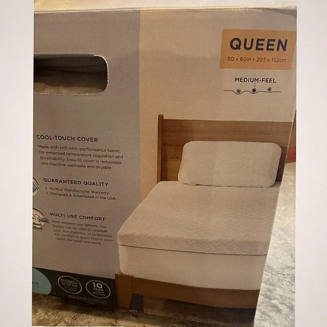 Cooling mattress topper