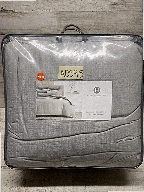 Hotel Collection Modern Crosshatch Full /Queen Comforter & Shams Set New
