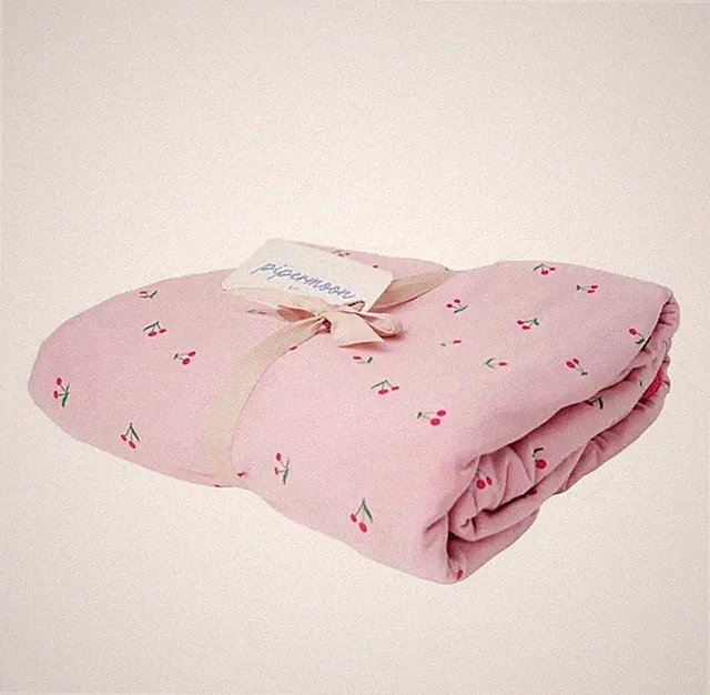 Pipermoon Pink Cherry Blanket Standard Size Adult Throw 4-way stretch Travel ✈️