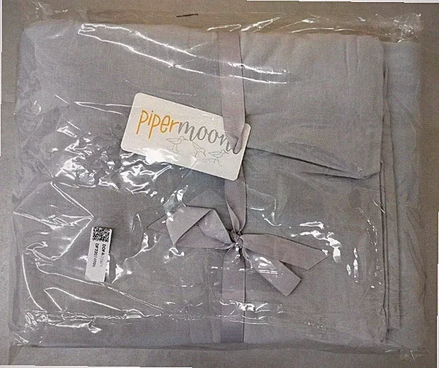 Pipermoon T-Shirt Soft Oversized Twin Bed Blanket in Gray 2 Tone 66" x 85"