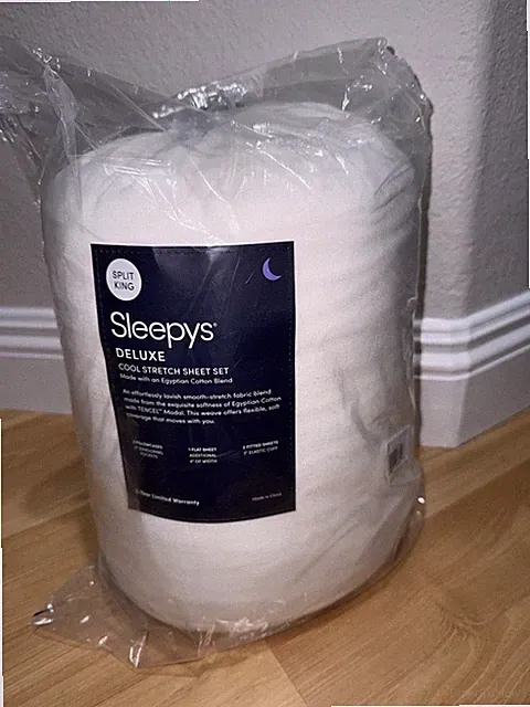 Sleepy's White Deluxe Cool Stretch Sheet Set Split King Sealed
